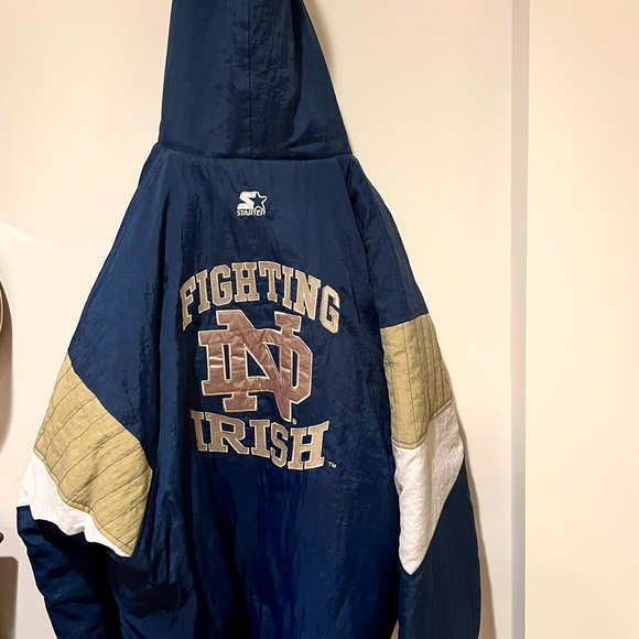 Veg STARTER NCAA NOTRE DAME Blue Yellow Pullover Jacket XL NWOT Extremely Warm - Picture 2 of 8